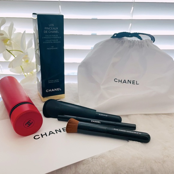 CHANEL Other - Chanel Limited Edition Makeup Brush Set -147 INCENDIAIRE-2023